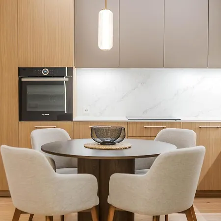 Sea & Pine Apartment